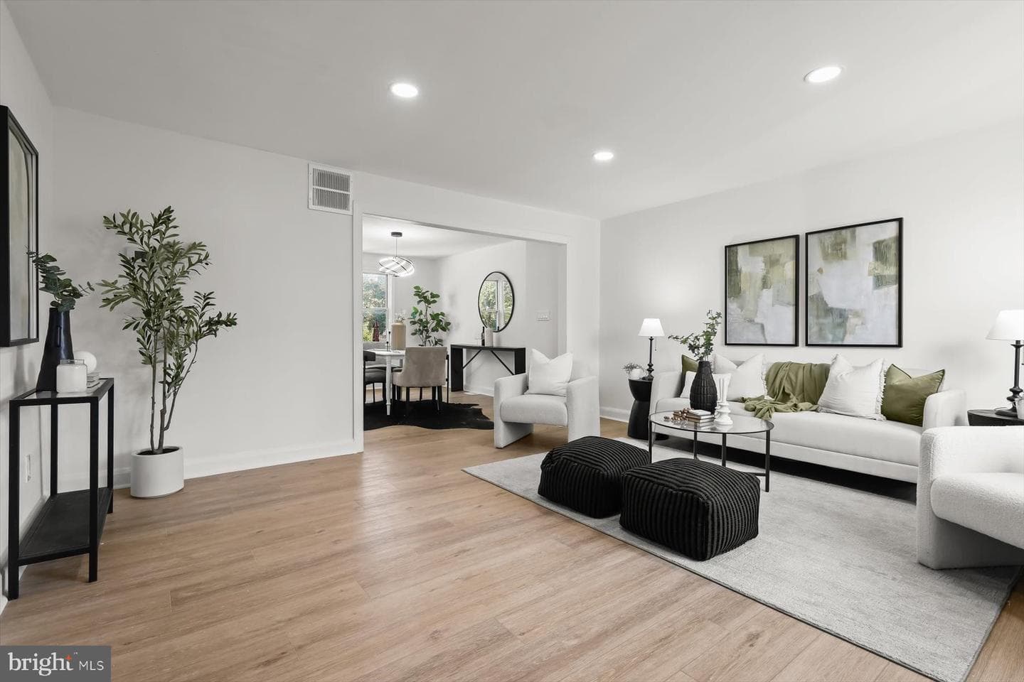 1302 Woodbourne Avenue photo 3