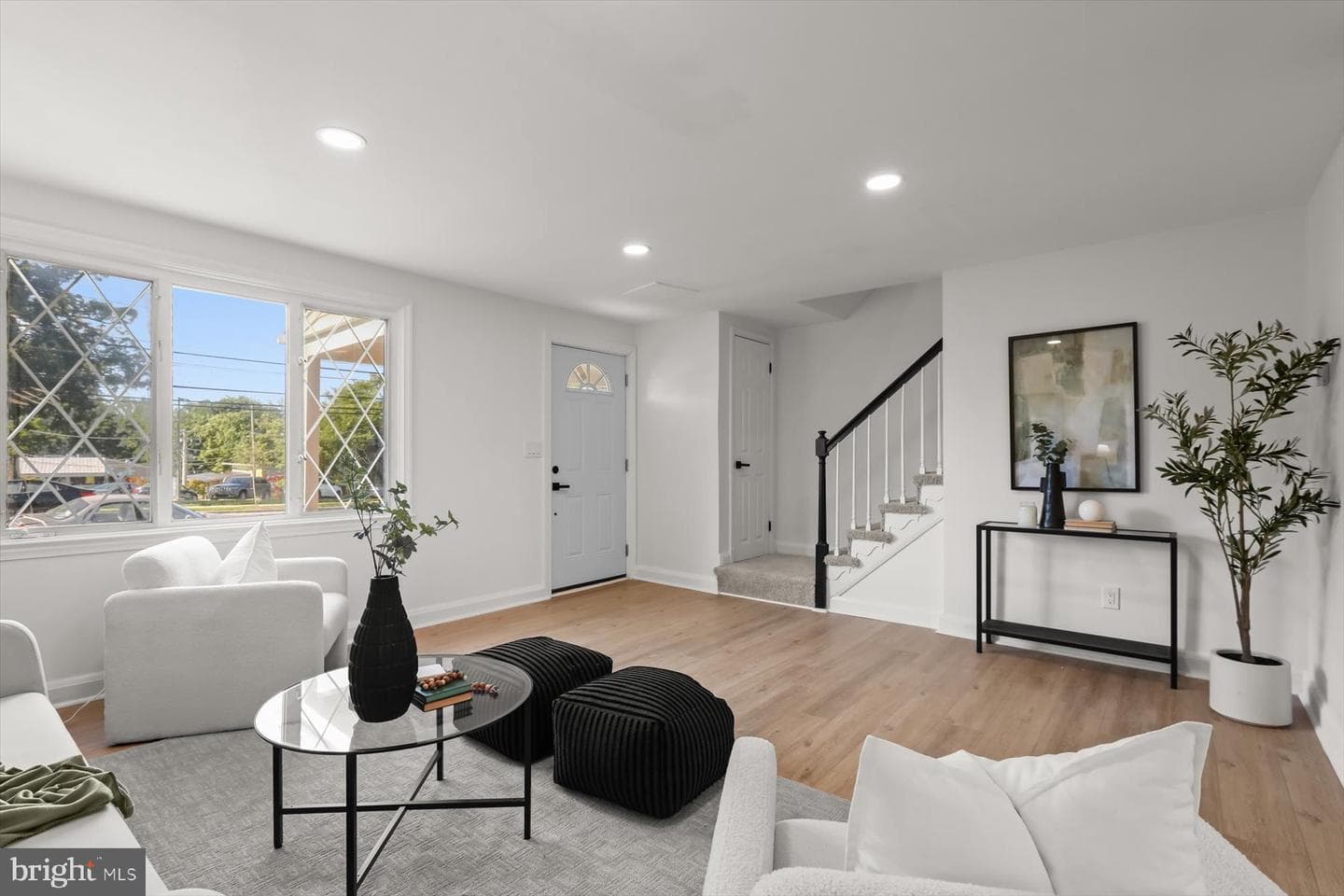 1302 Woodbourne Avenue photo 4