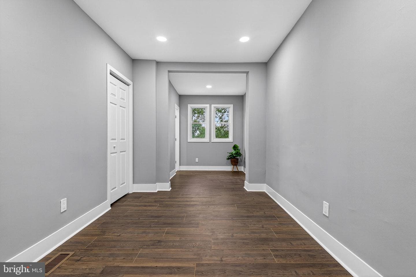 3015 Spaulding Avenue photo 13