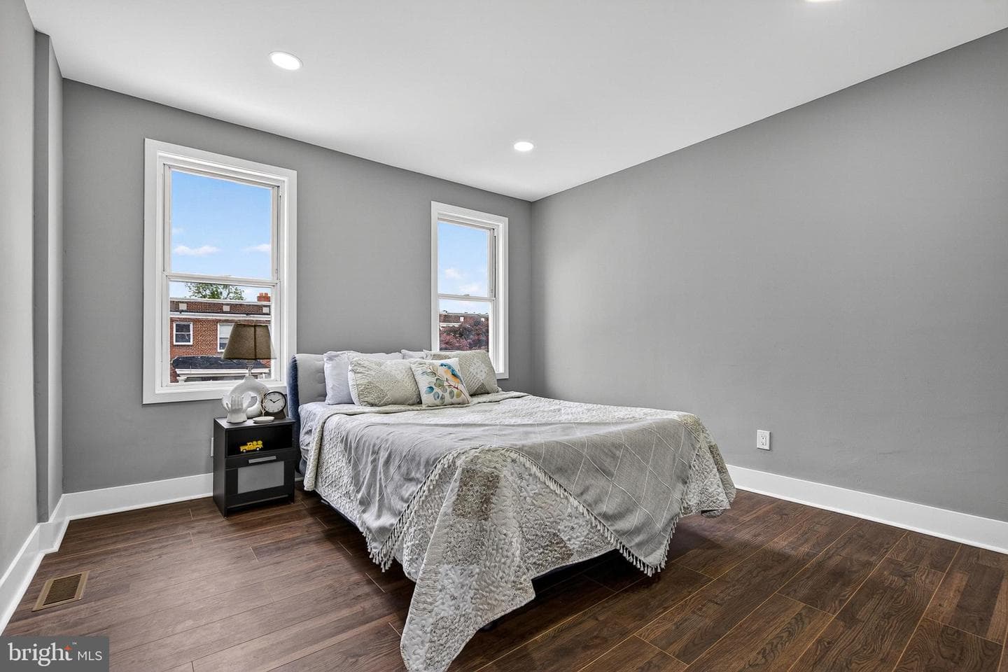 3015 Spaulding Avenue photo 21