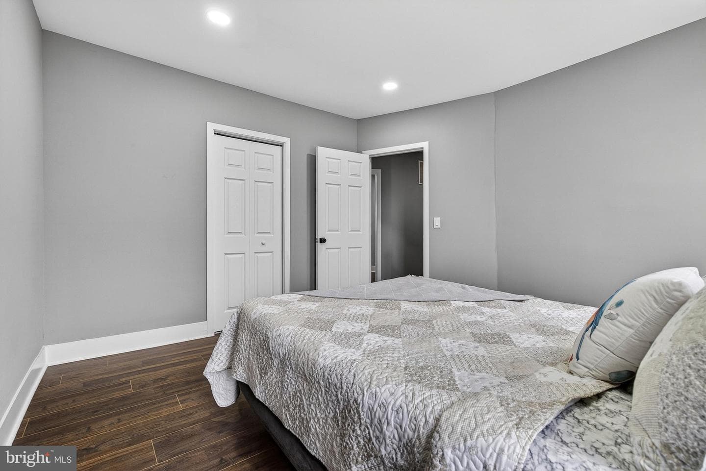 3015 Spaulding Avenue photo 22