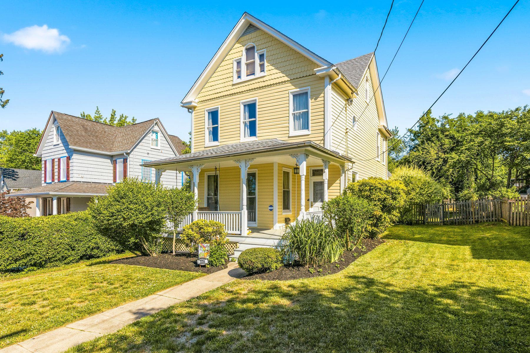 338 Rosebank Avenue