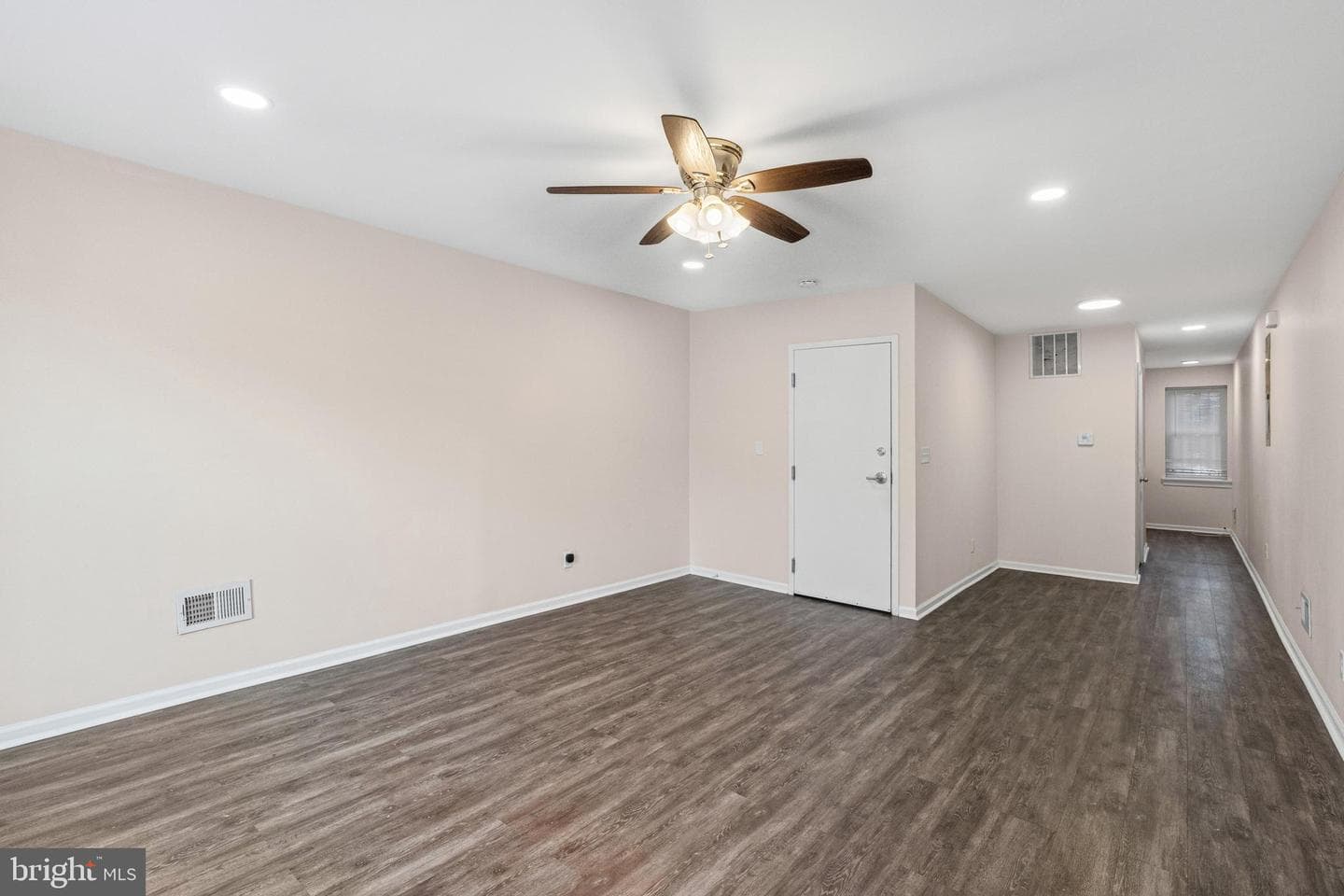 2217 Linden Ave photo 19