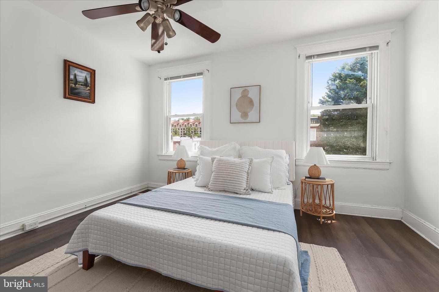 4442 Newport Avenue photo 13
