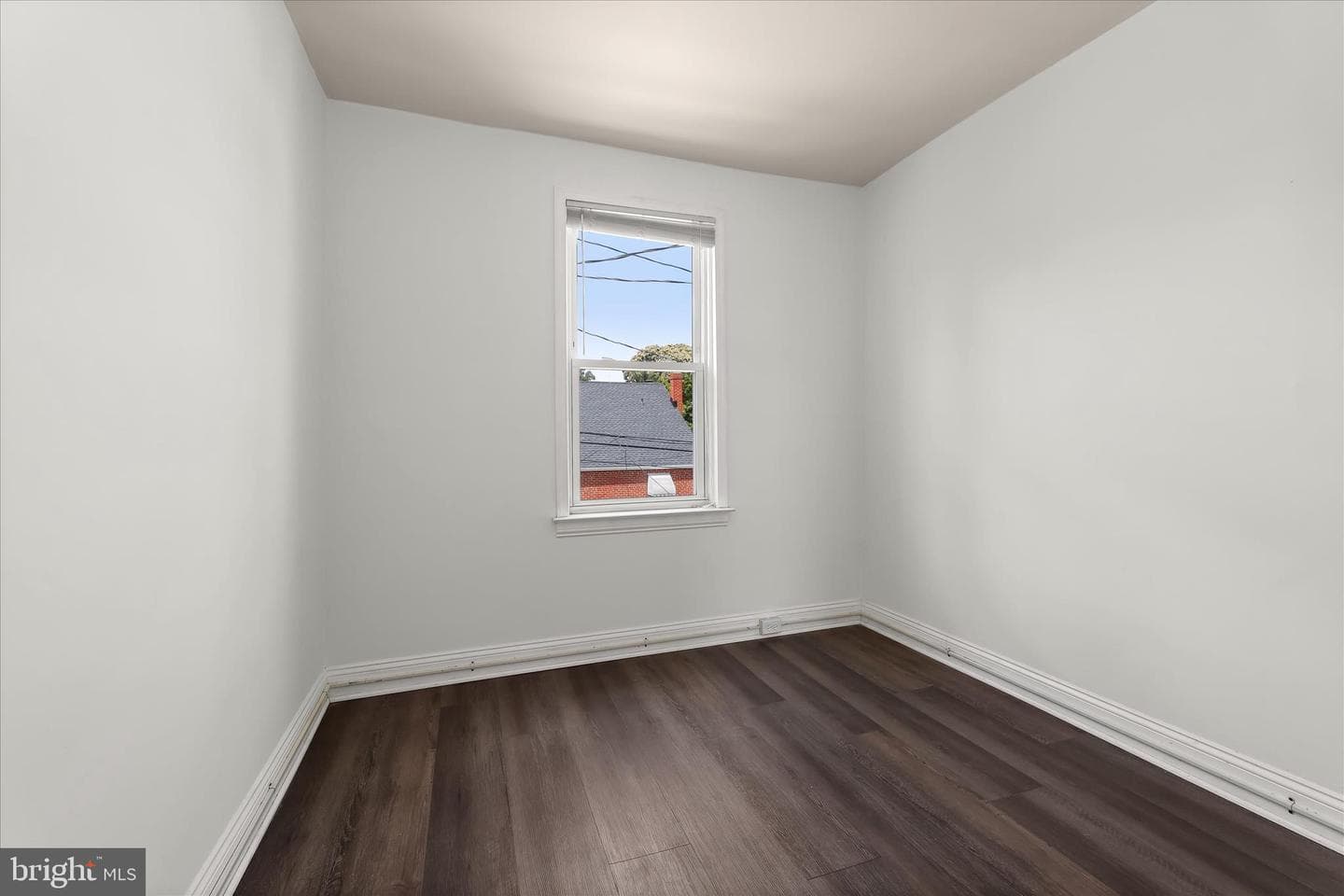 4442 Newport Avenue photo 19