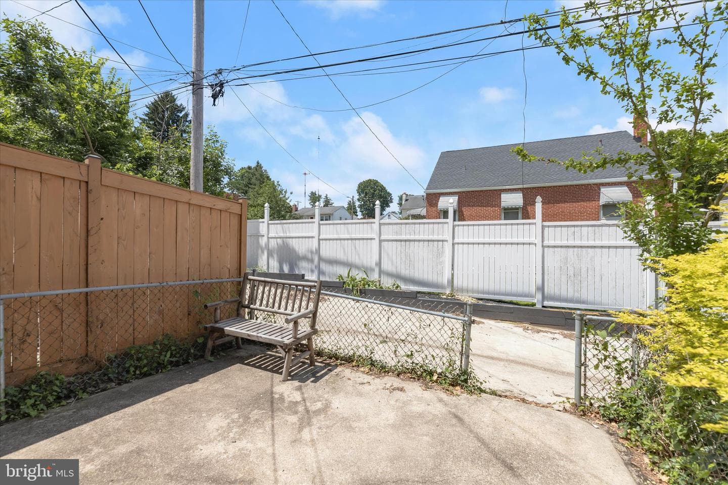 4442 Newport Avenue photo 26