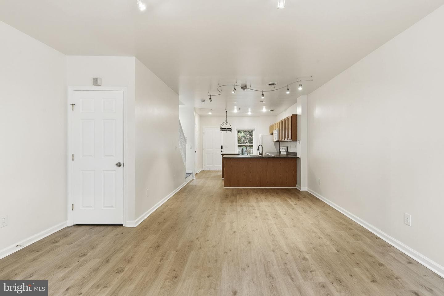 514 Saint Mary Street photo 5