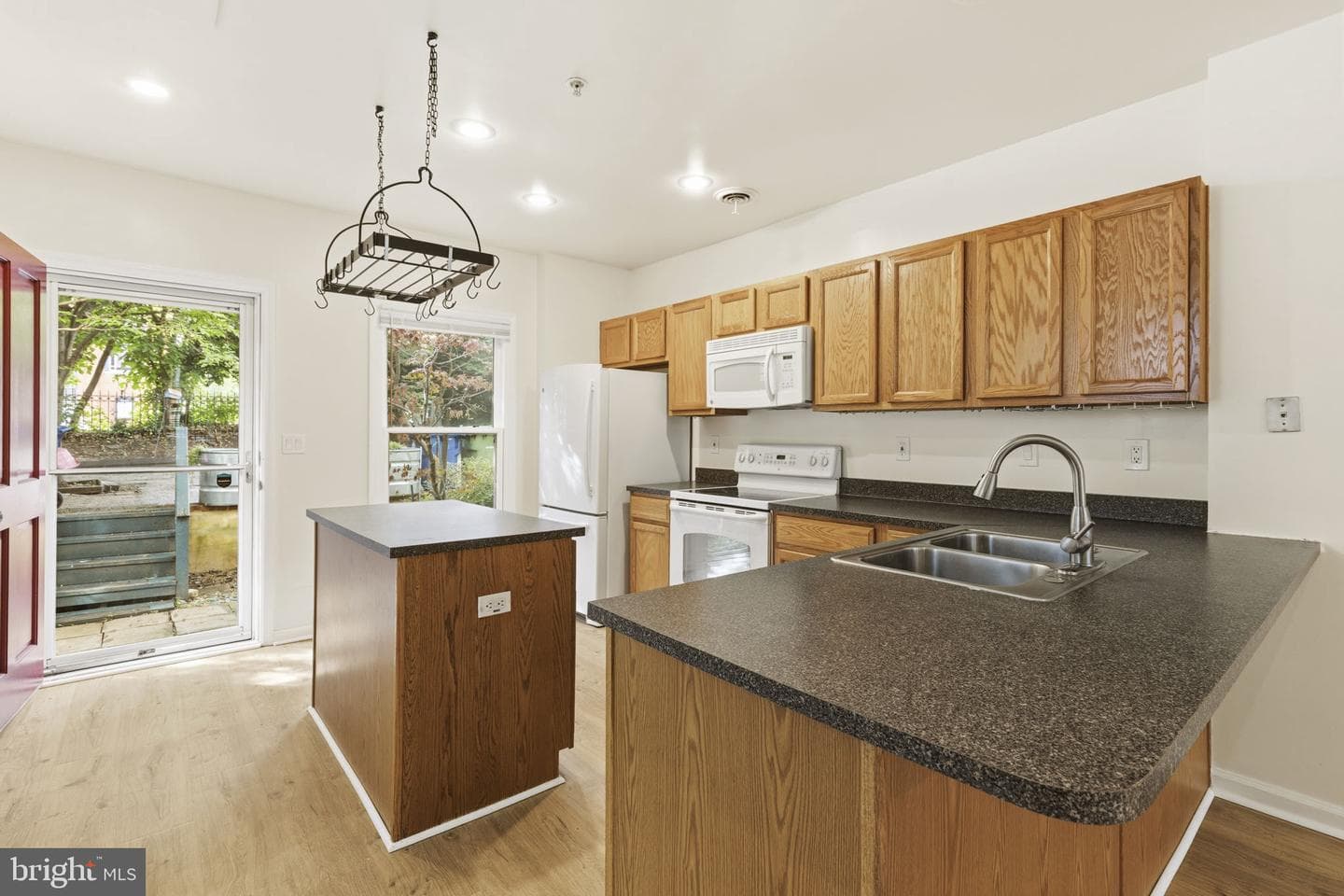514 Saint Mary Street photo 7