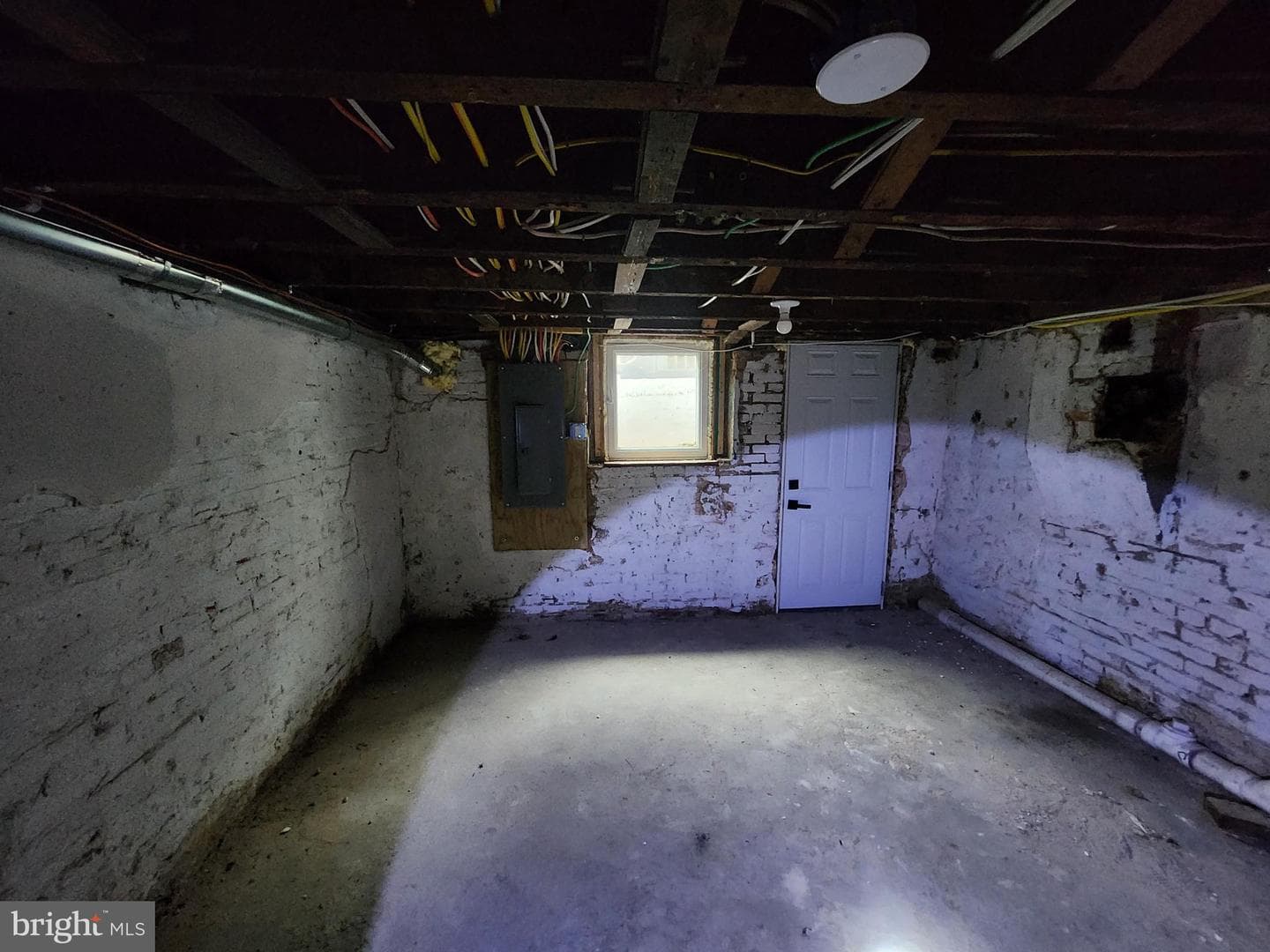 1347 Herkimer Street photo 16