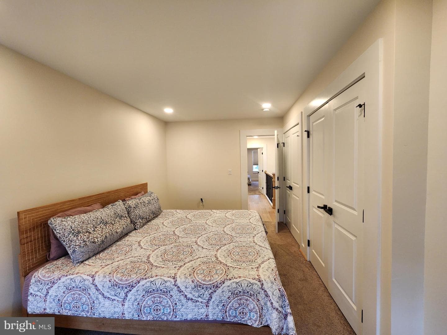 1347 Herkimer Street photo 30