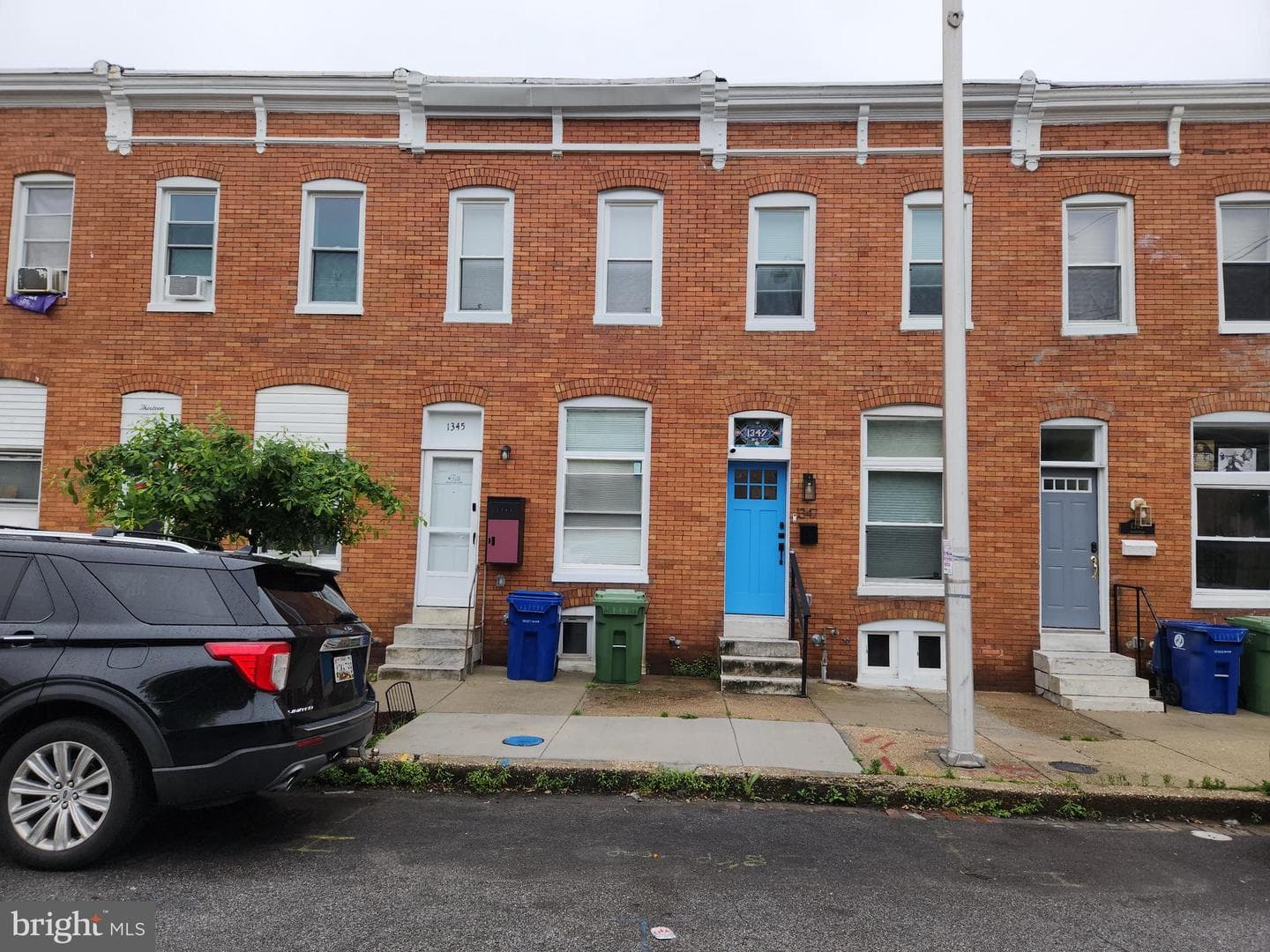 1347 Herkimer Street photo 37