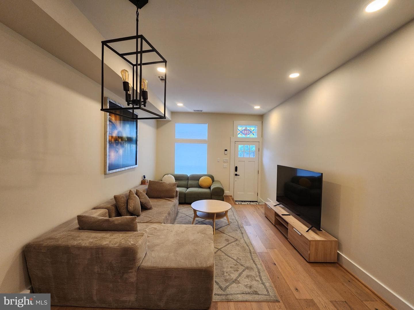 1347 Herkimer Street photo 4