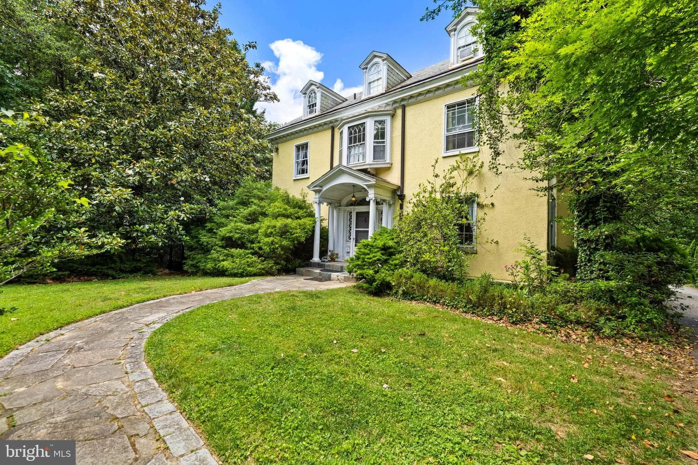 902 W Northern Parkway