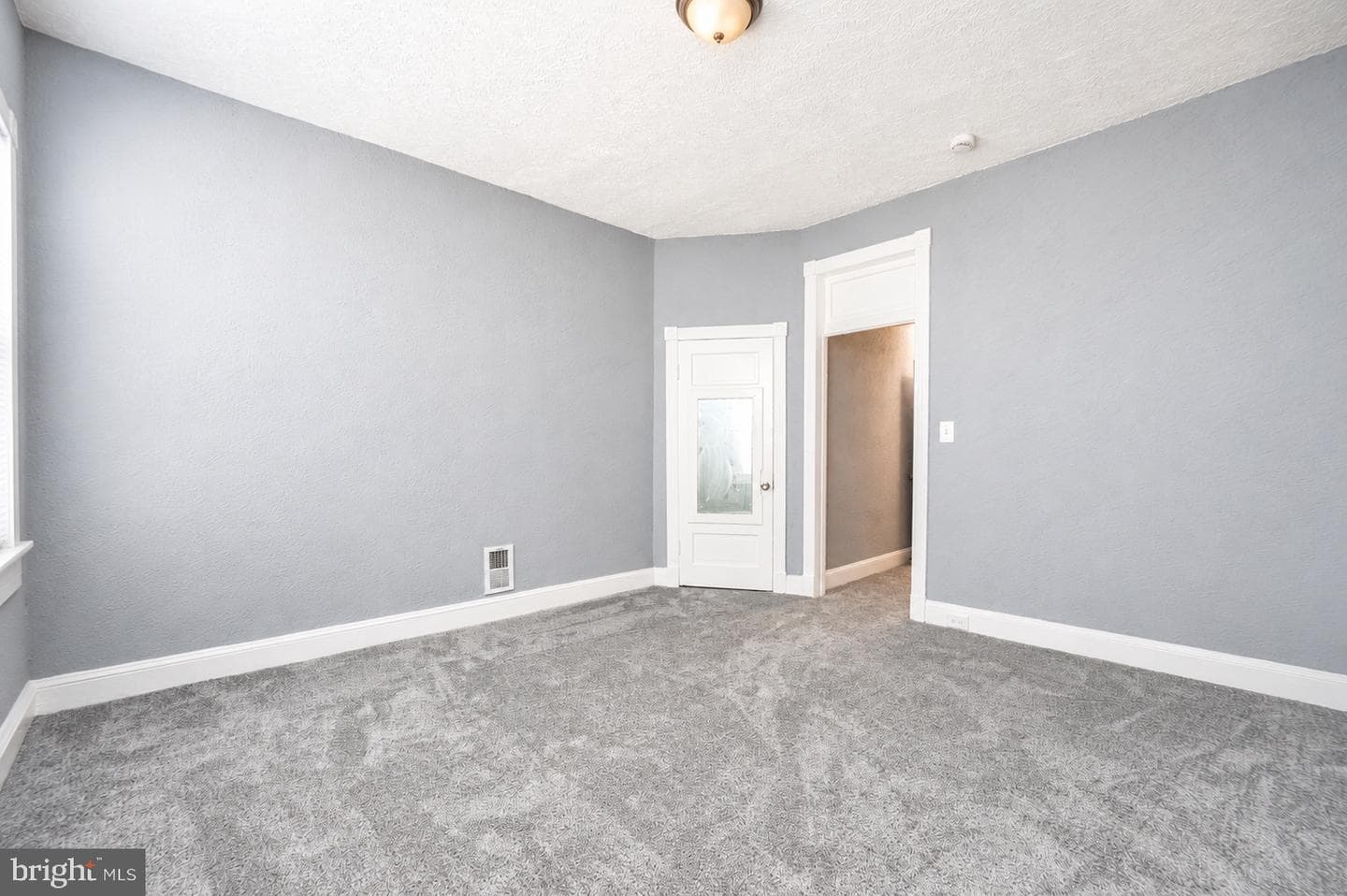 3042 Brighton Street photo 26