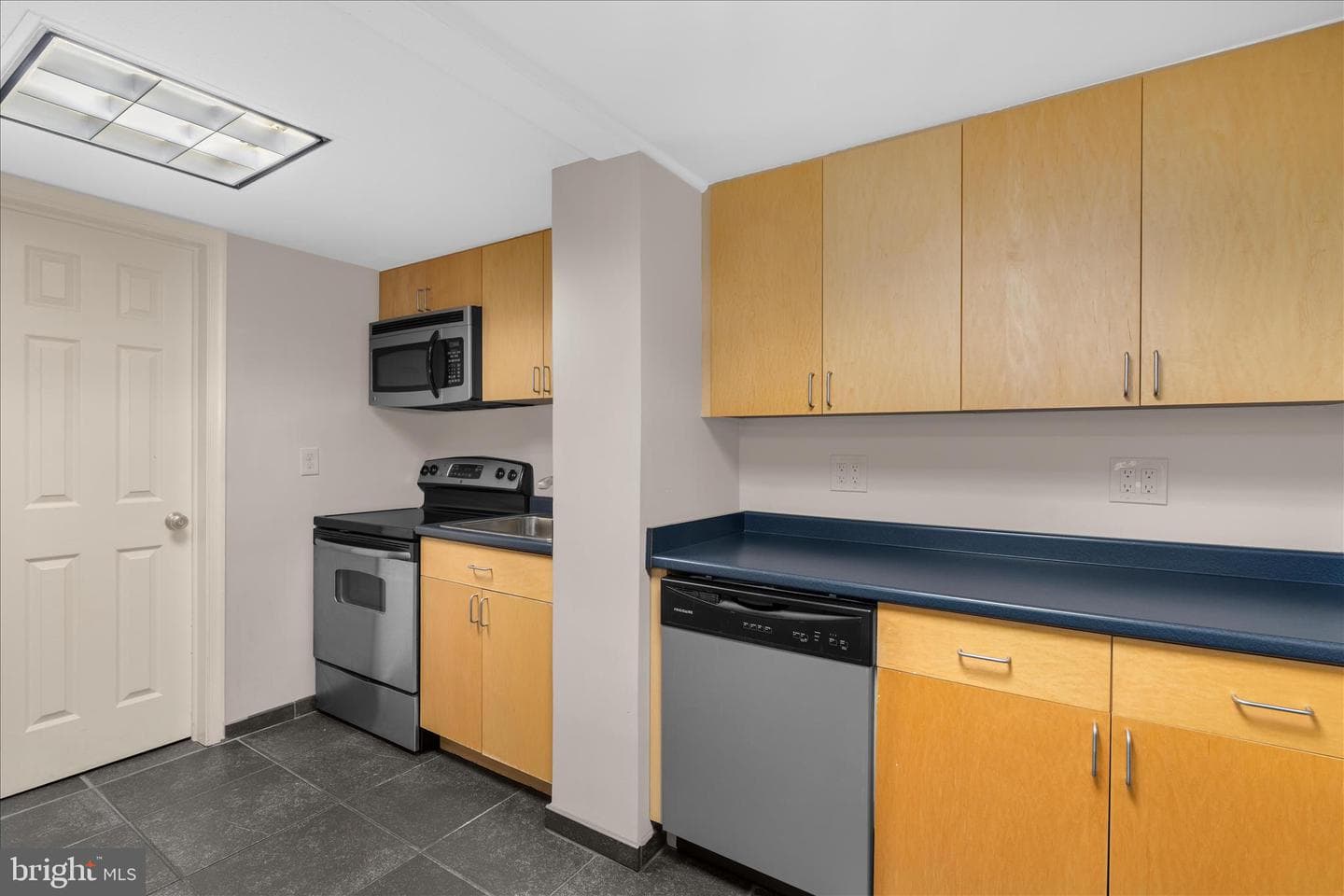 1 E University Parkway #1304 photo 15