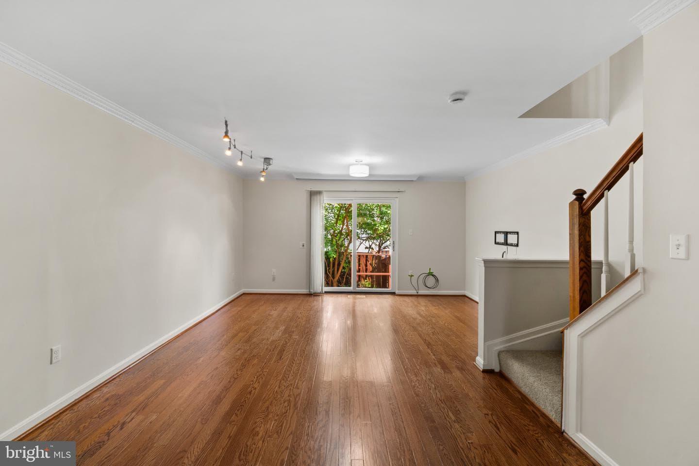 1104 S Streeper Street photo 13
