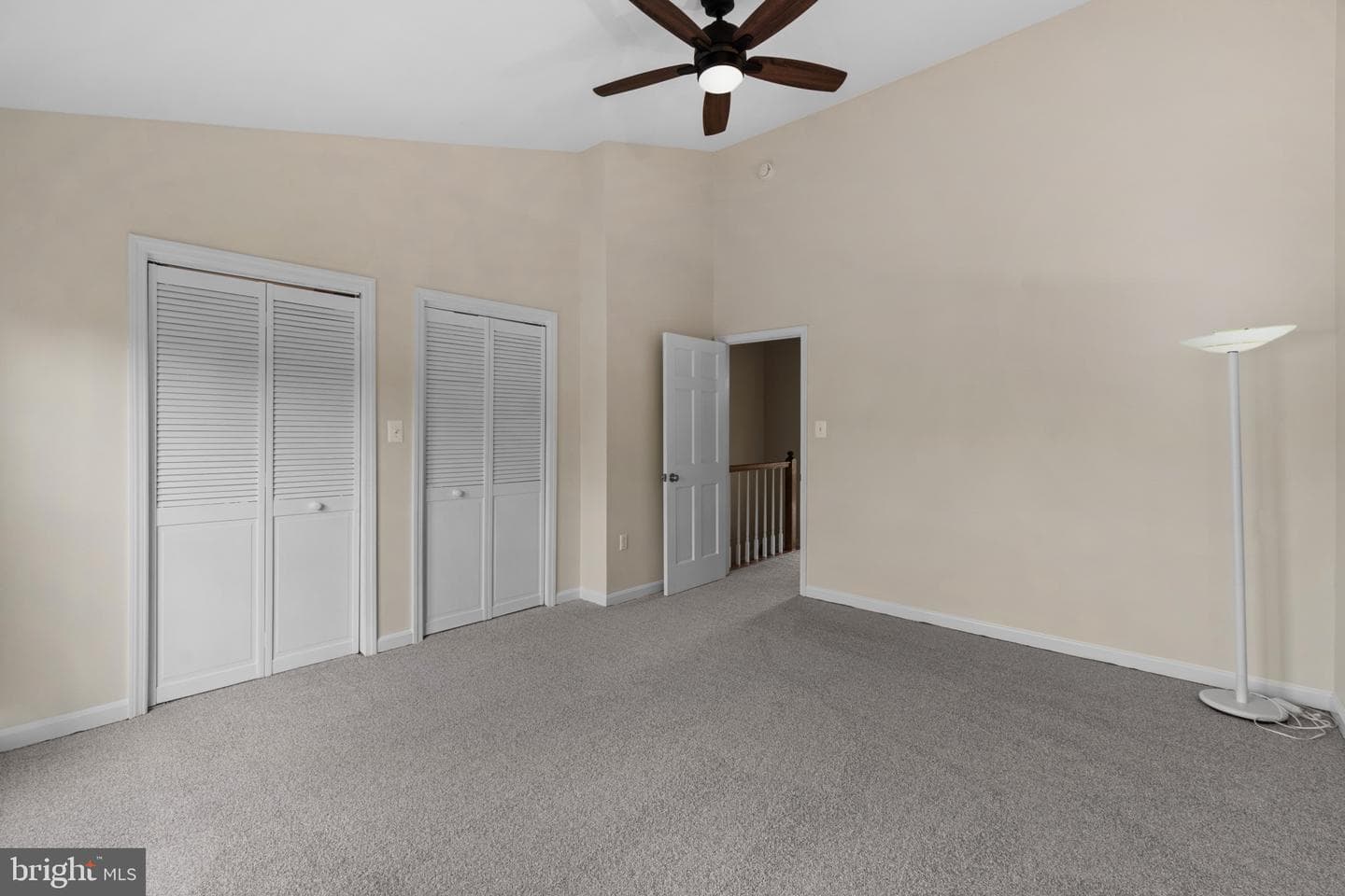 1104 S Streeper Street photo 17