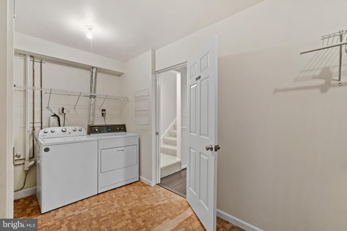1104 S Streeper Street photo 31