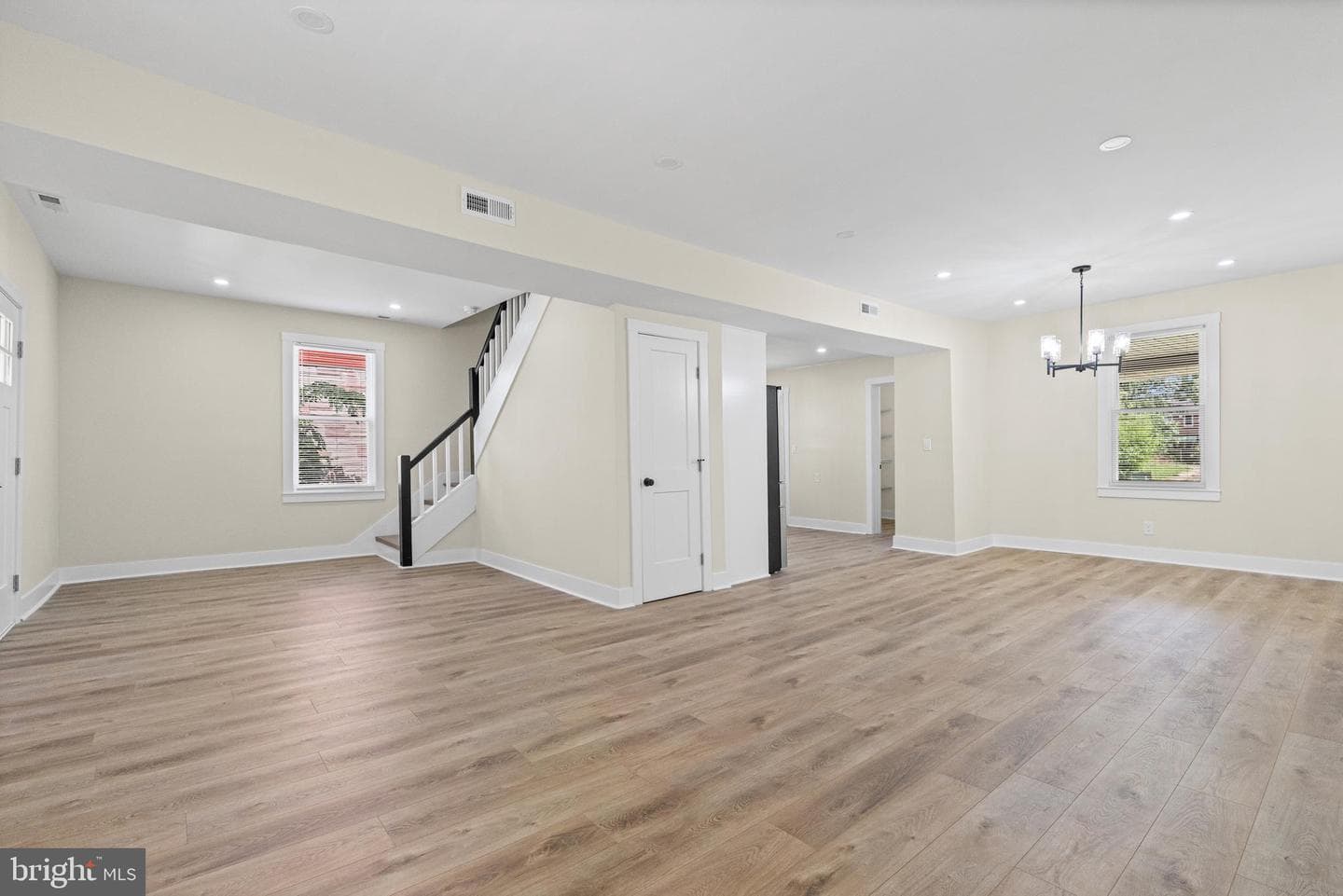 4303 W Forest Park Avenue photo 10