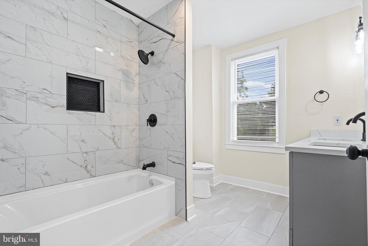 4303 W Forest Park Avenue photo 27