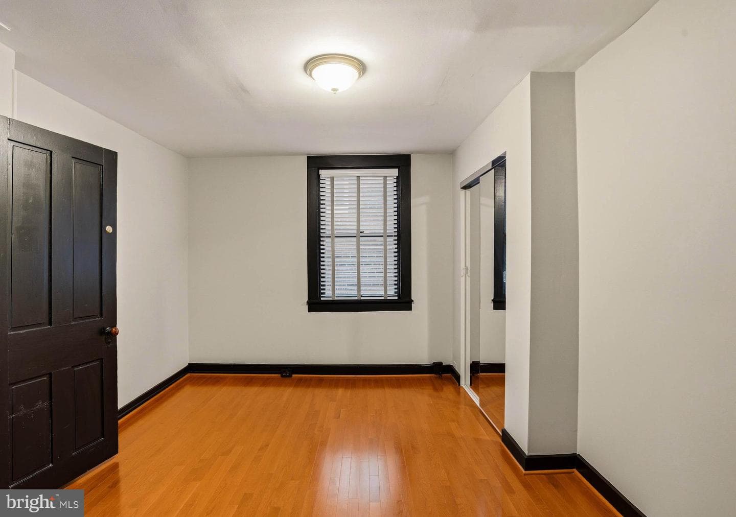 17 W Chase Street photo 11