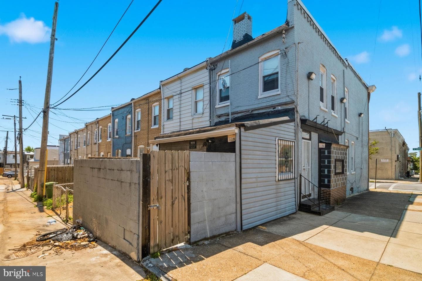 1441 N Luzerne Avenue photo 26