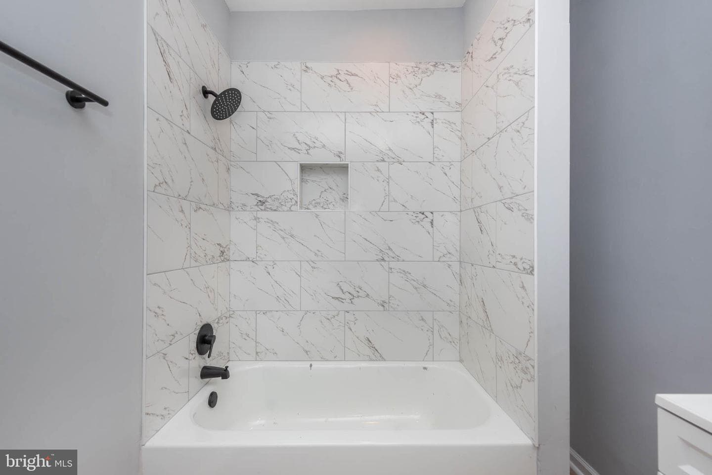 1807 E Lafayette Avenue photo 19