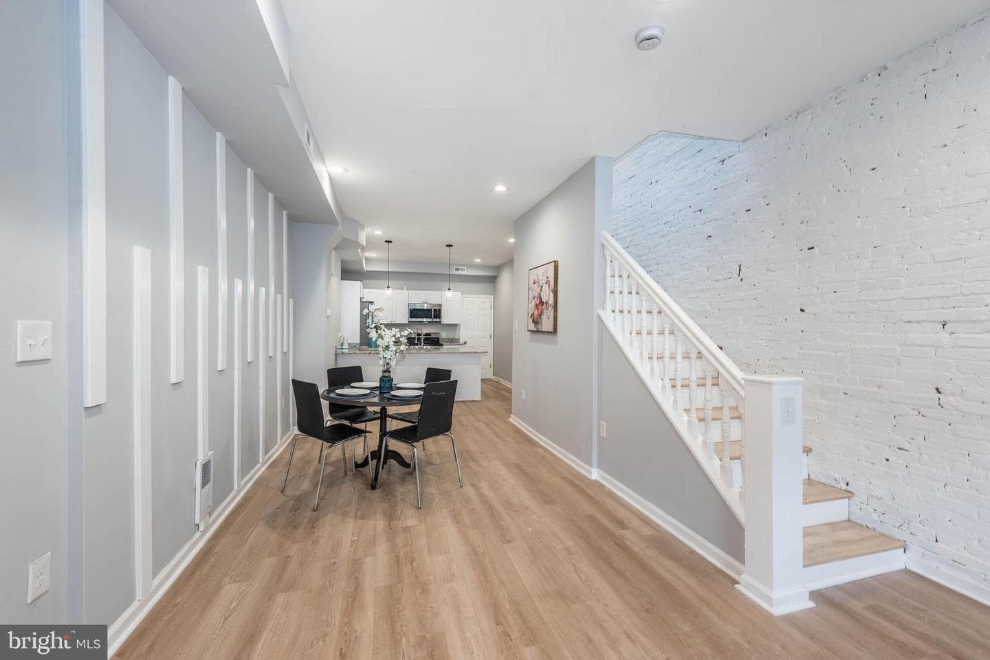 1807 E Lafayette Avenue photo 7