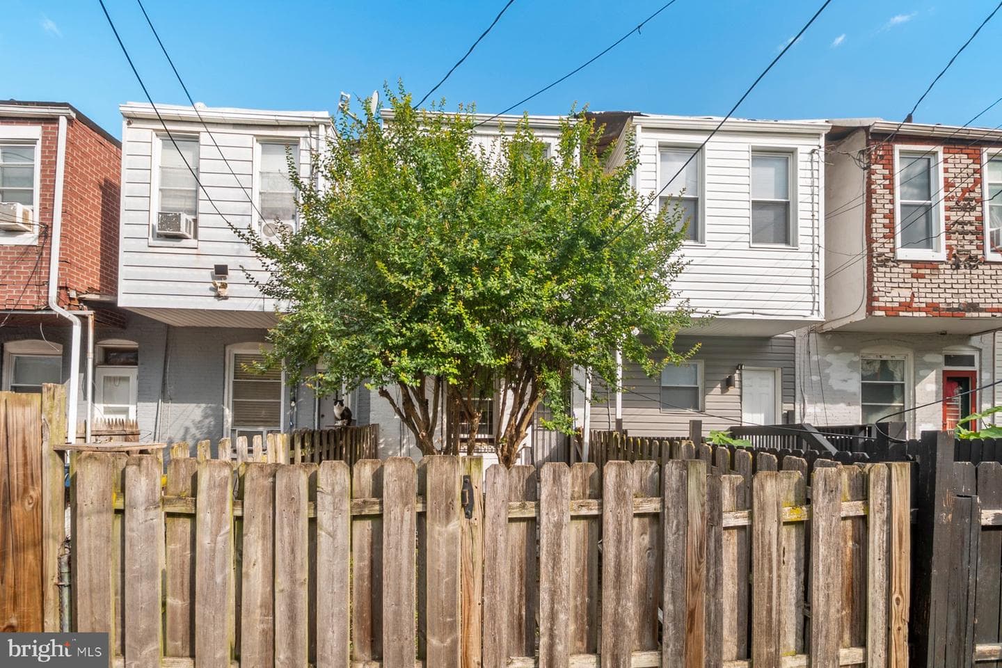 1337 Herkimer Street photo 5