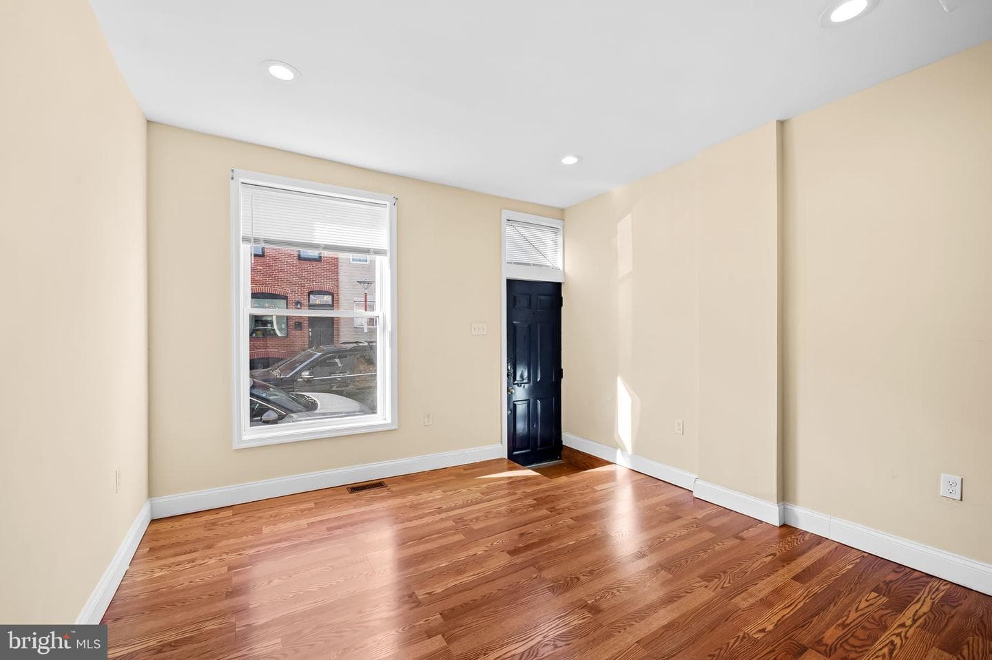 307 Fagley Street photo 4