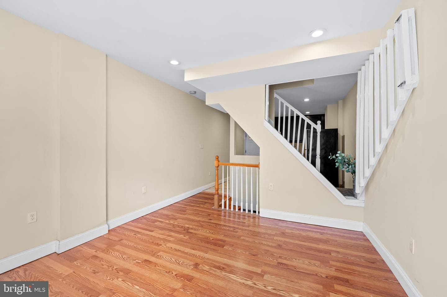 307 Fagley Street photo 7