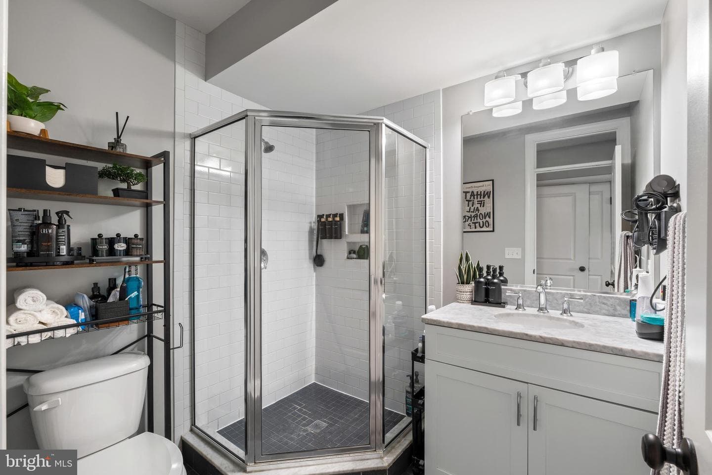 3032 Hudson Street photo 20