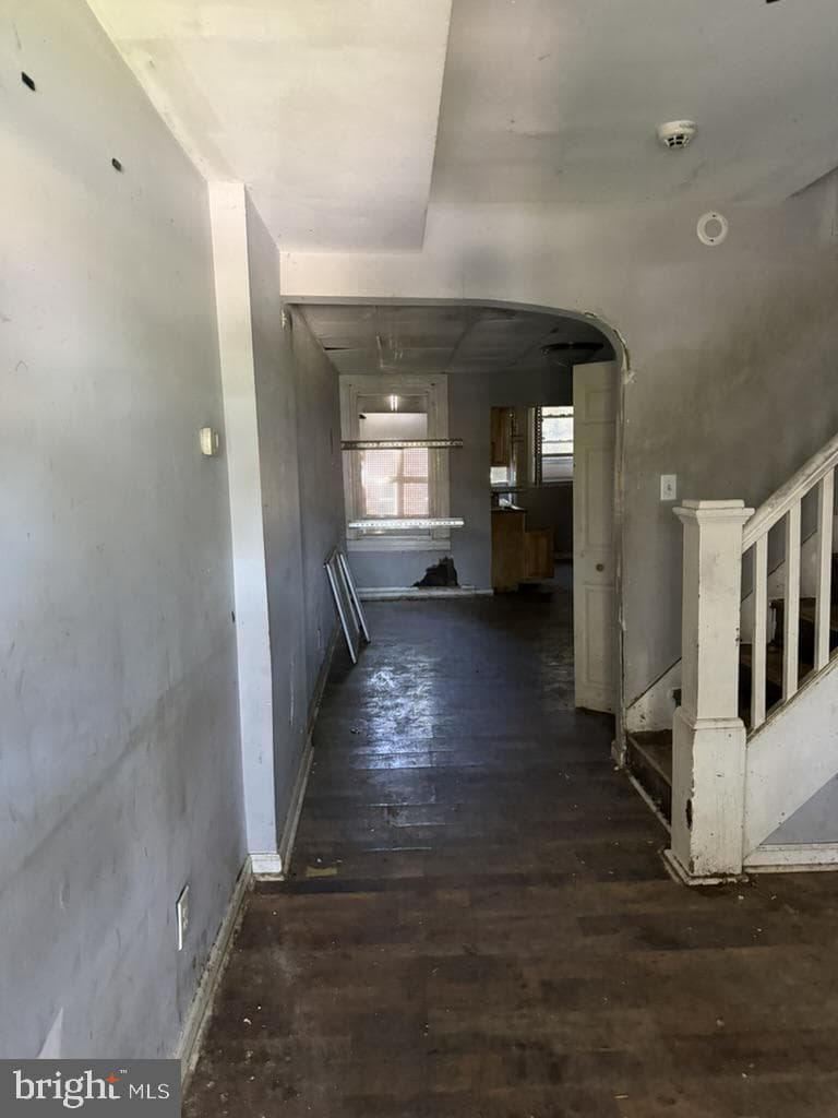 512 Maude Avenue photo 3