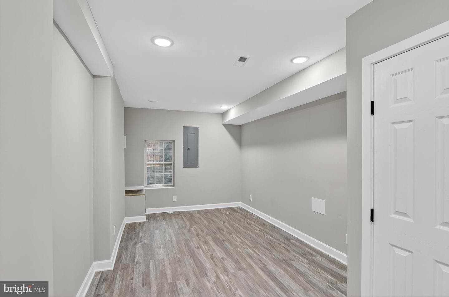 1707 N Broadway photo 24