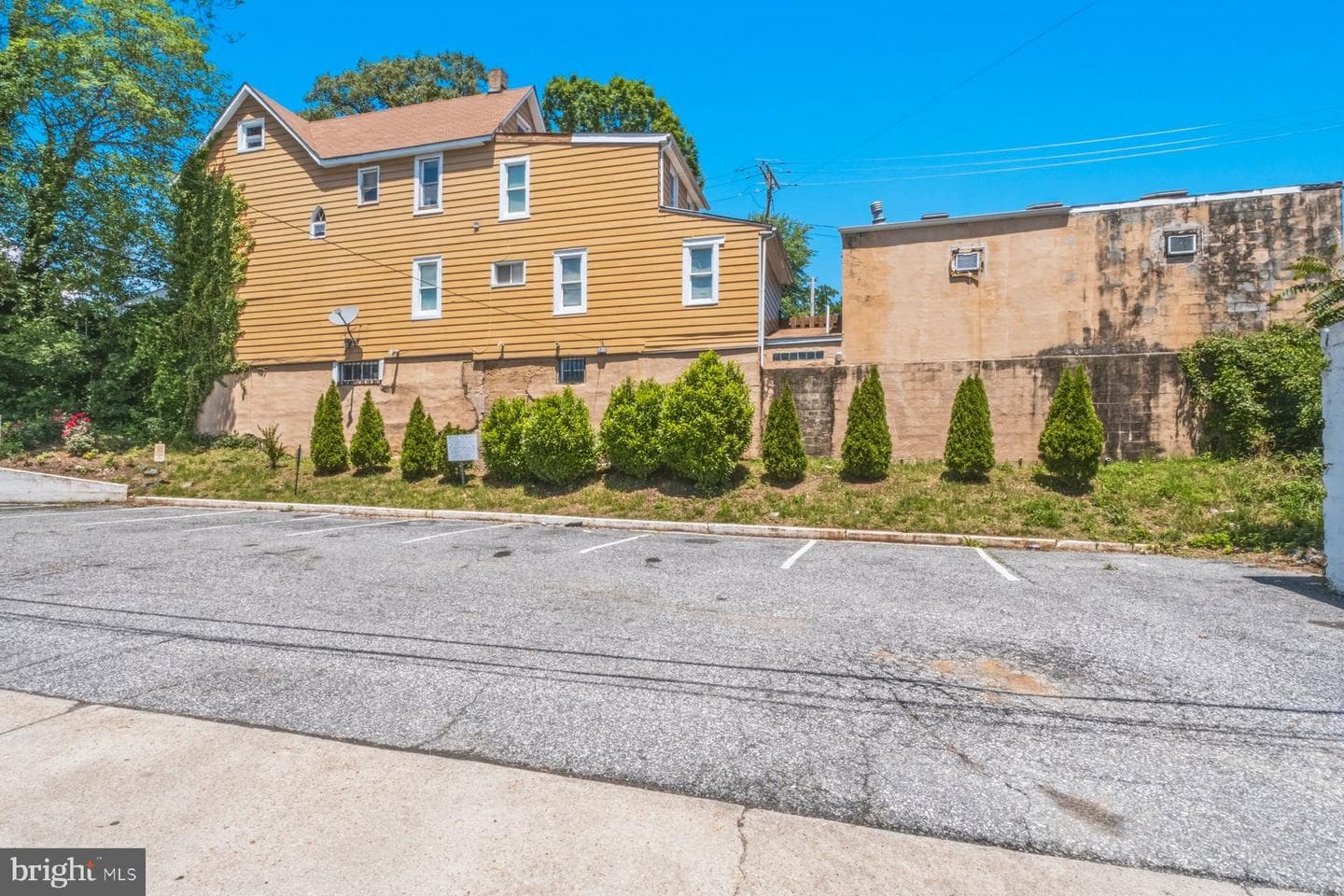 4142 Parkside Drive photo 9