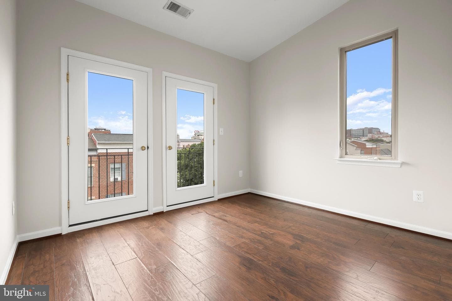 1015 Granby Street #185-2 photo 32
