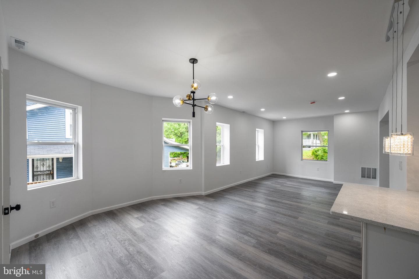 2407 Chelsea Terrace photo 10