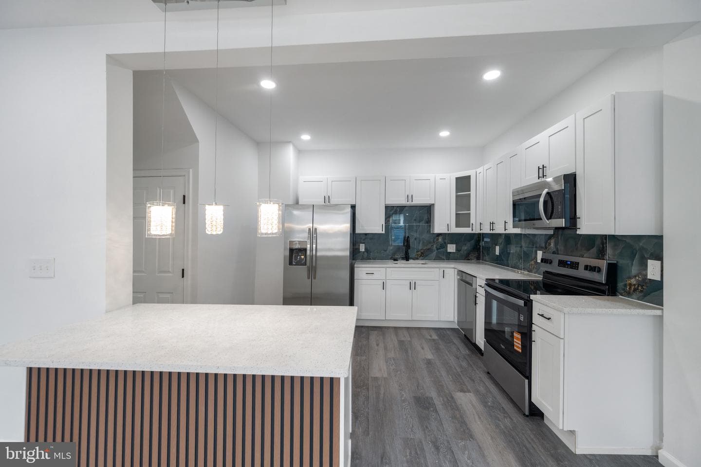 2407 Chelsea Terrace photo 13