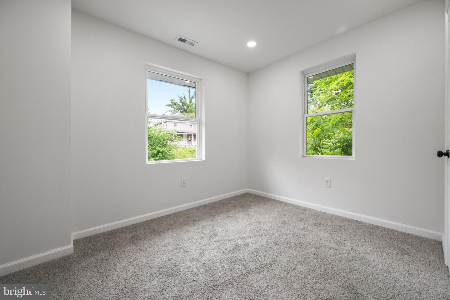 2407 Chelsea Terrace photo 20