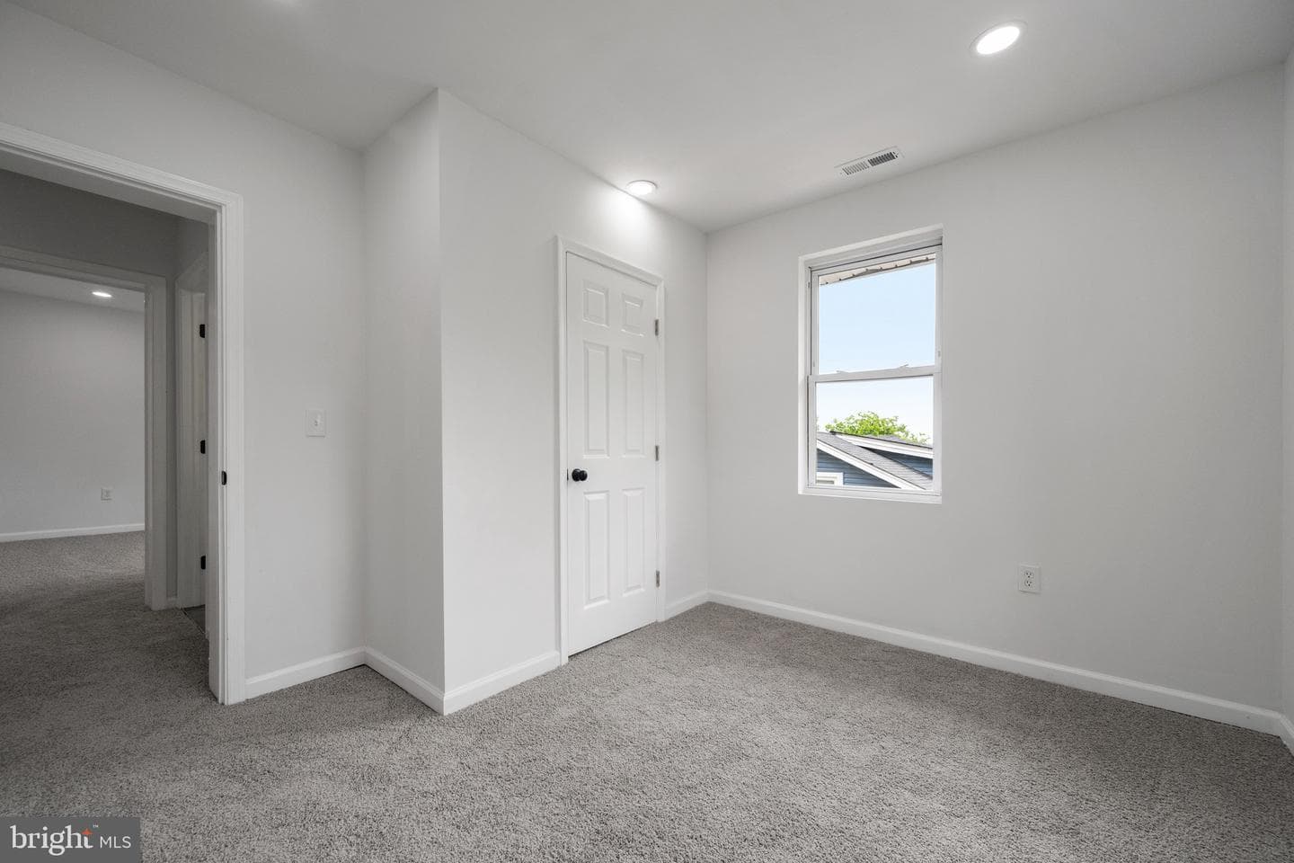 2407 Chelsea Terrace photo 23