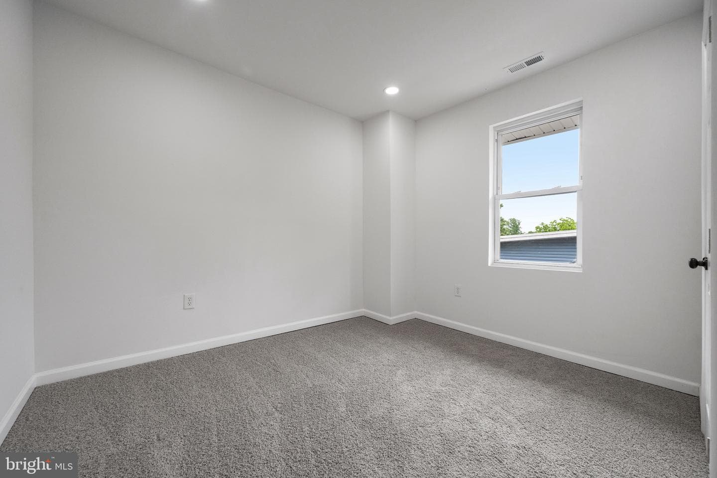 2407 Chelsea Terrace photo 25