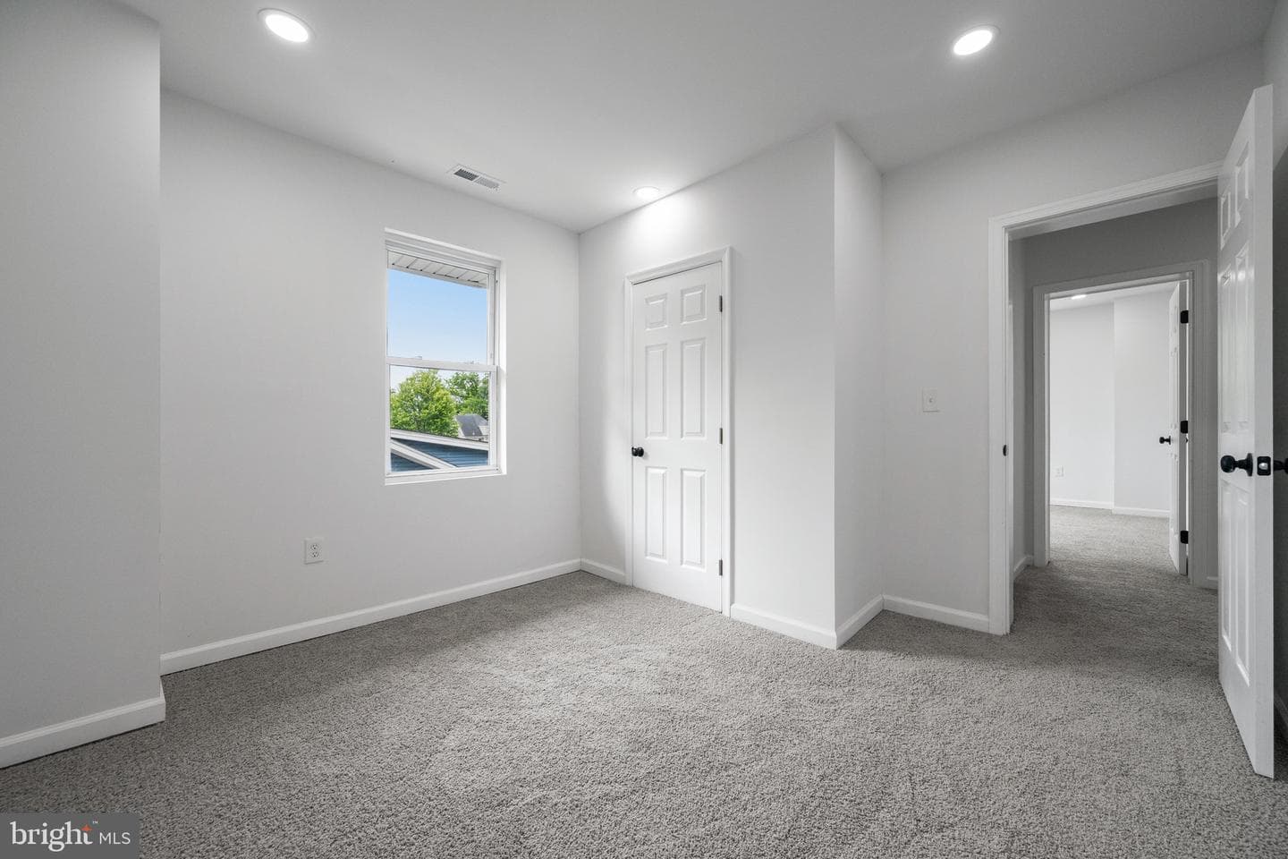 2407 Chelsea Terrace photo 26