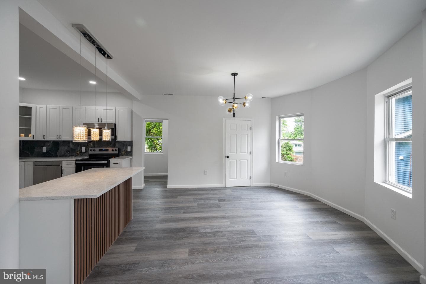 2407 Chelsea Terrace photo 9