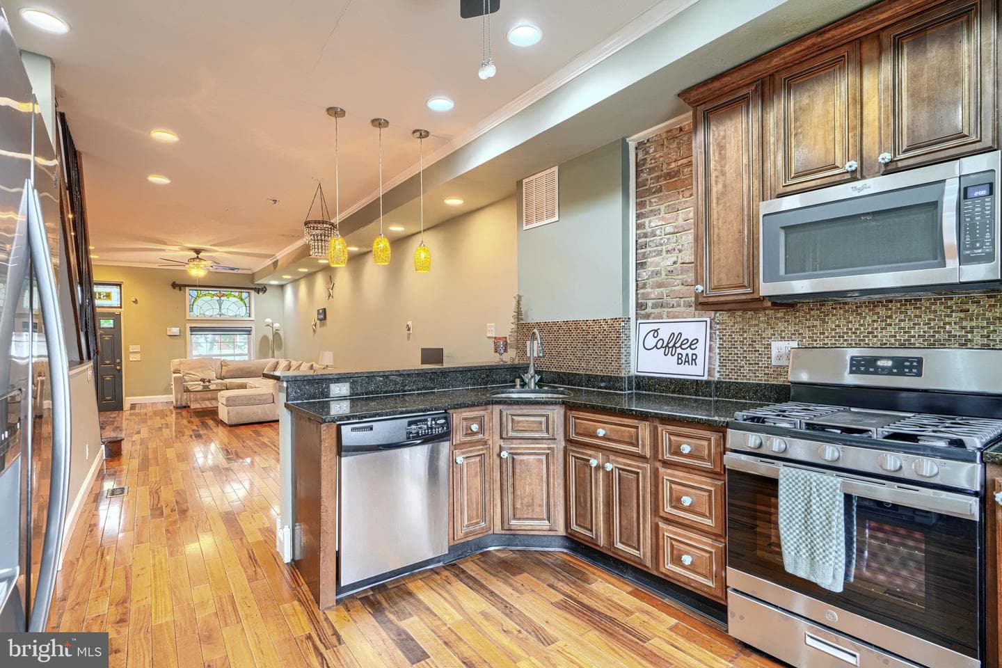 518 S Newkirk Street photo 14