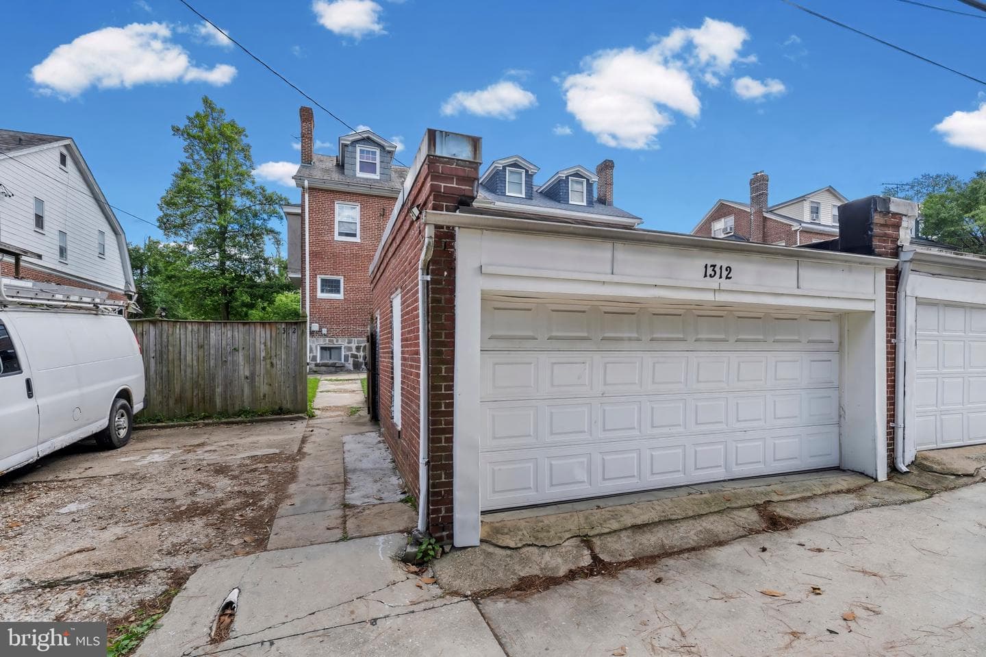 1312 E 33rd Street photo 26