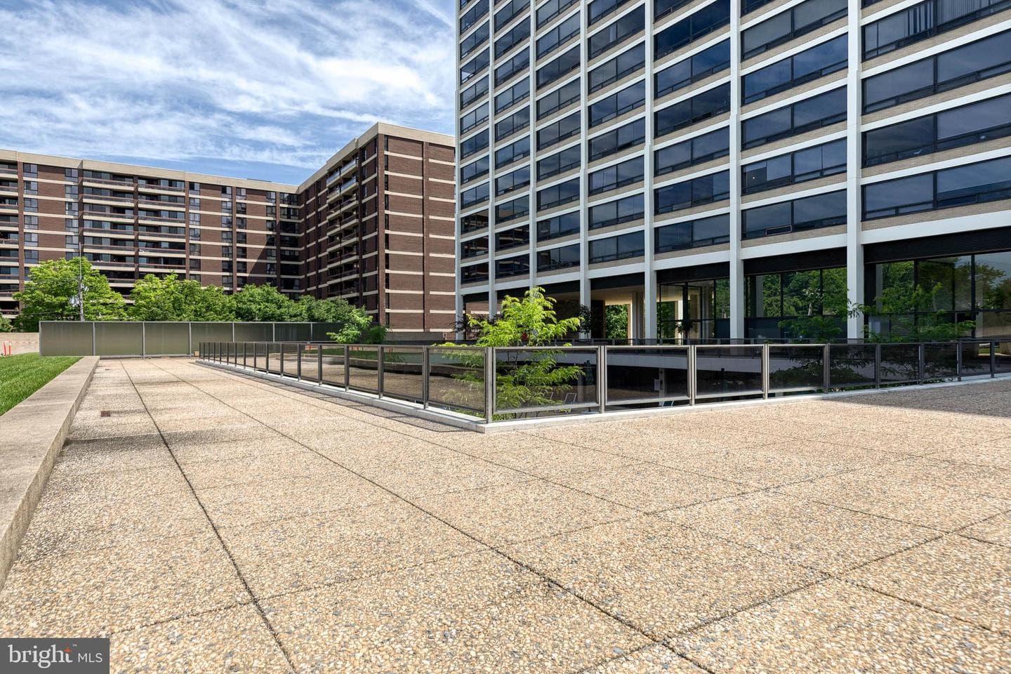 4000 N Charles St # 903 photo 34