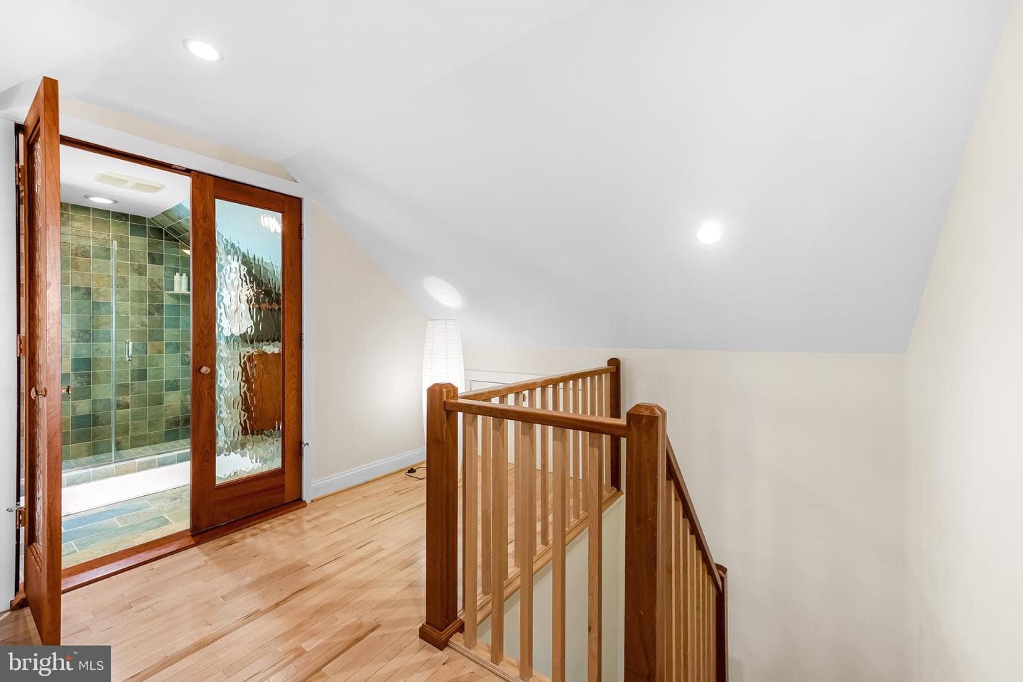 2308 Sulgrave Avenue photo 24