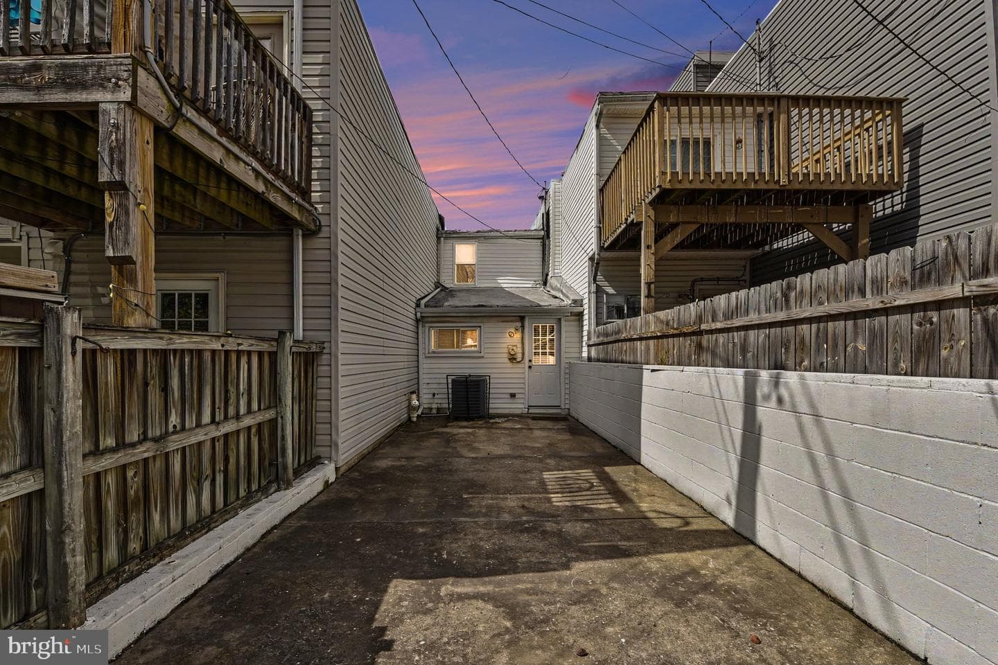 111 E Fort Ave photo 19