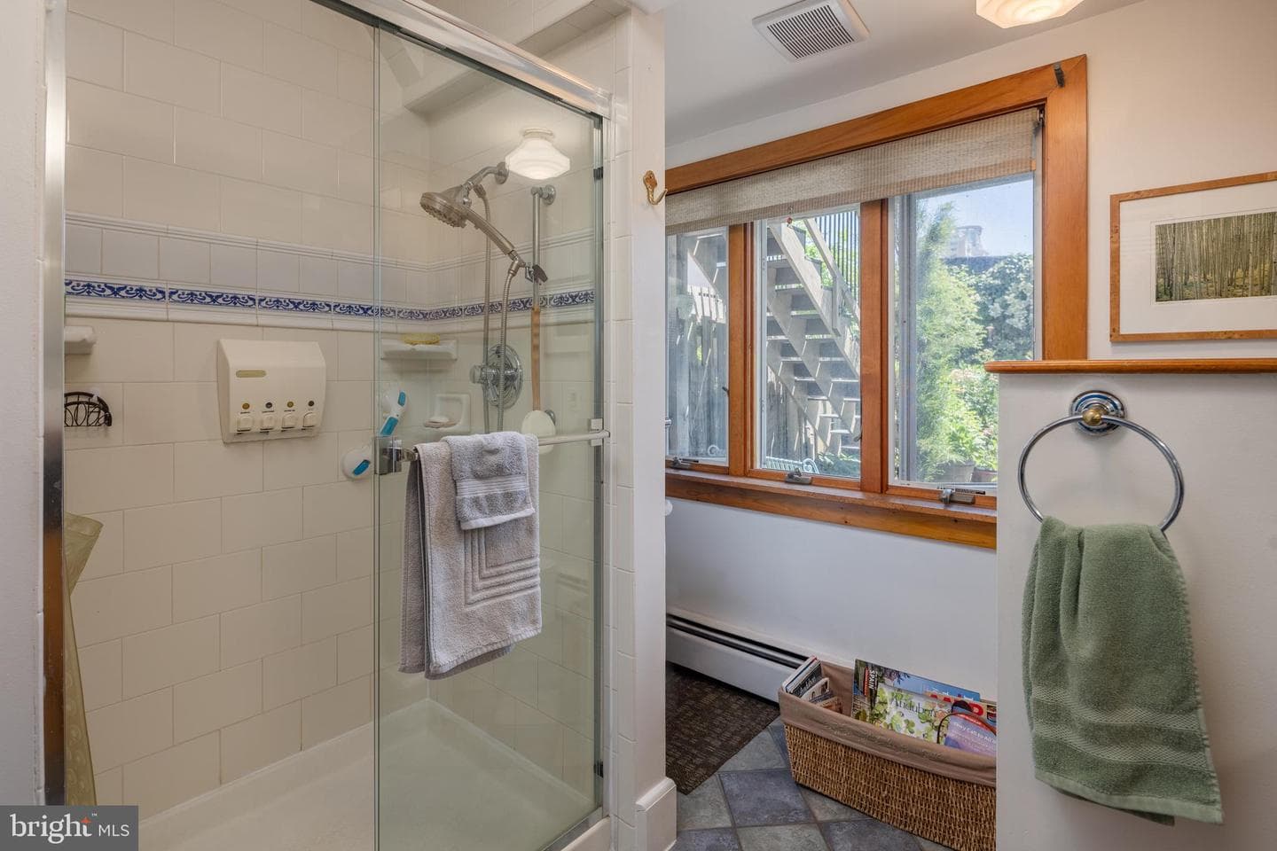 1141 Riverside Avenue photo 14