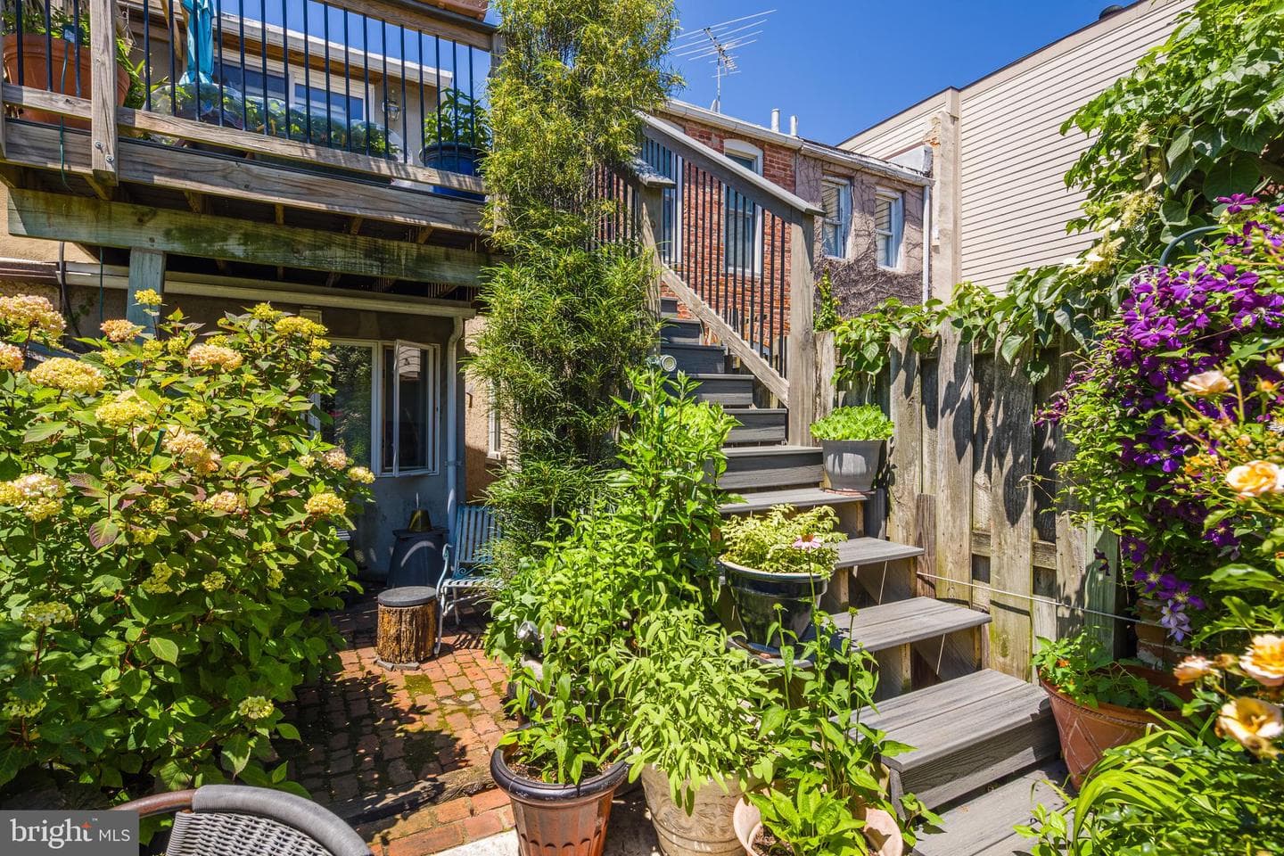 1141 Riverside Avenue photo 36